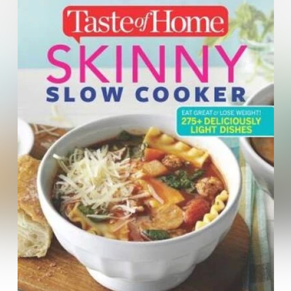 Taste of Home Skinny Slow Cooker Soft Cover Cookbook - Red and Blue Cover EUC